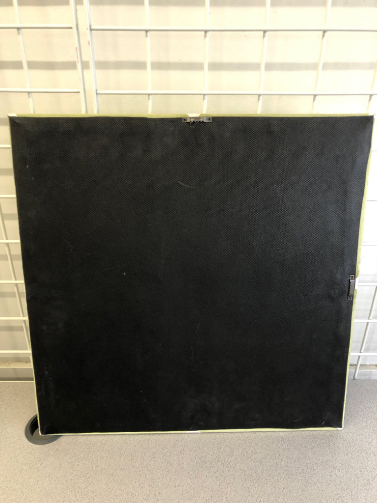 GREEN FABRIC RIBBON MEMO BOARD.