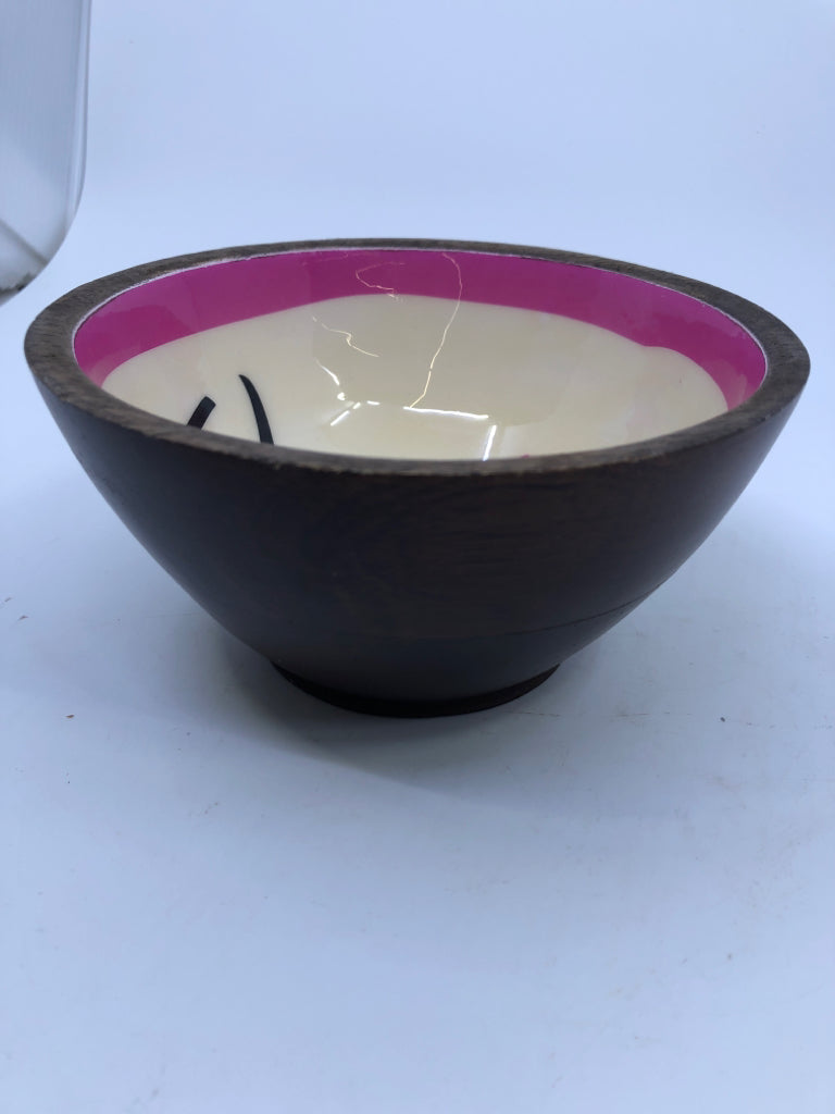 BEAUTIFUL PINK STRIPE MANGO WOOD BOWL.