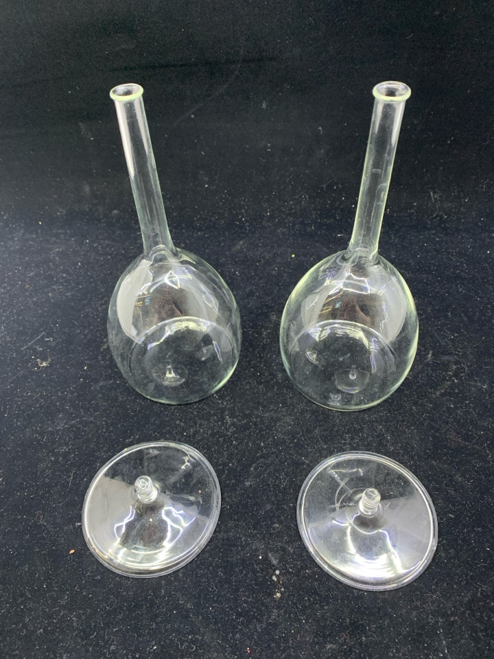 UPSIDE DOWN WINE GLASS OIL AND VINEGAR SET.