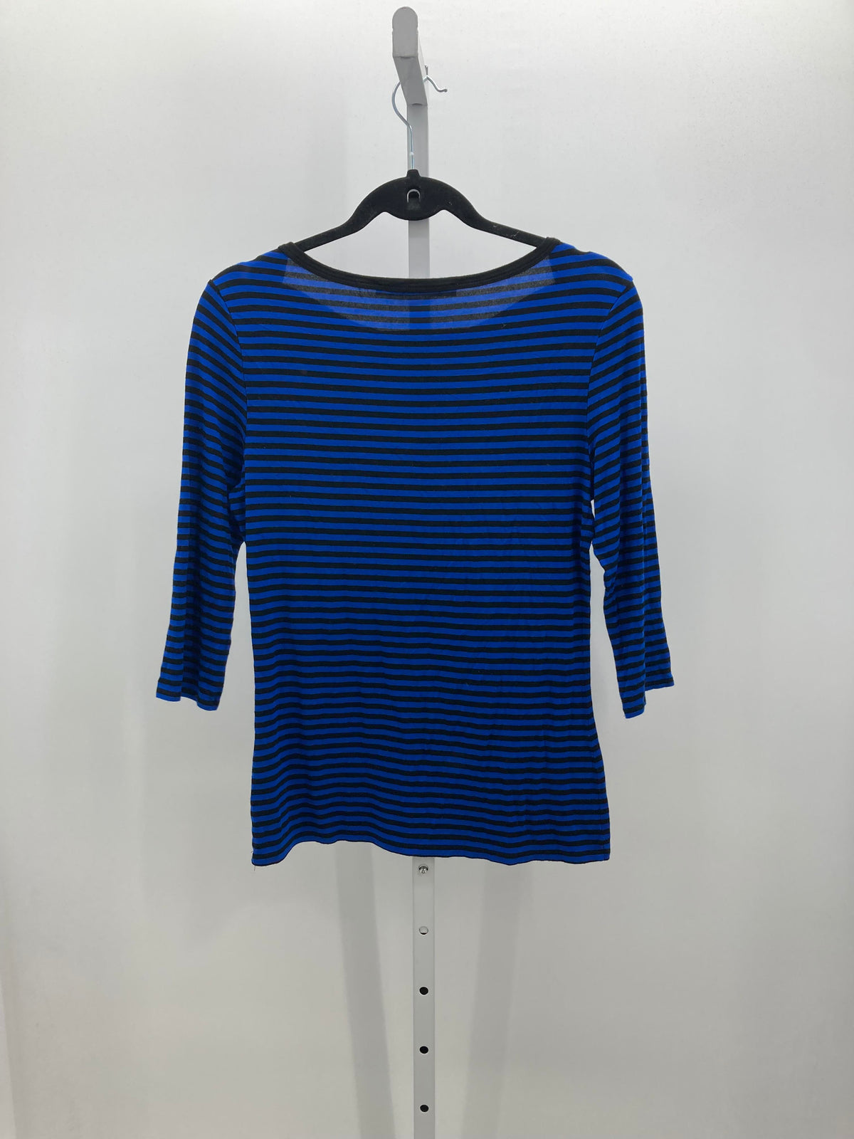 Max Studio Size Medium Misses 3/4 Sleeve Shirt