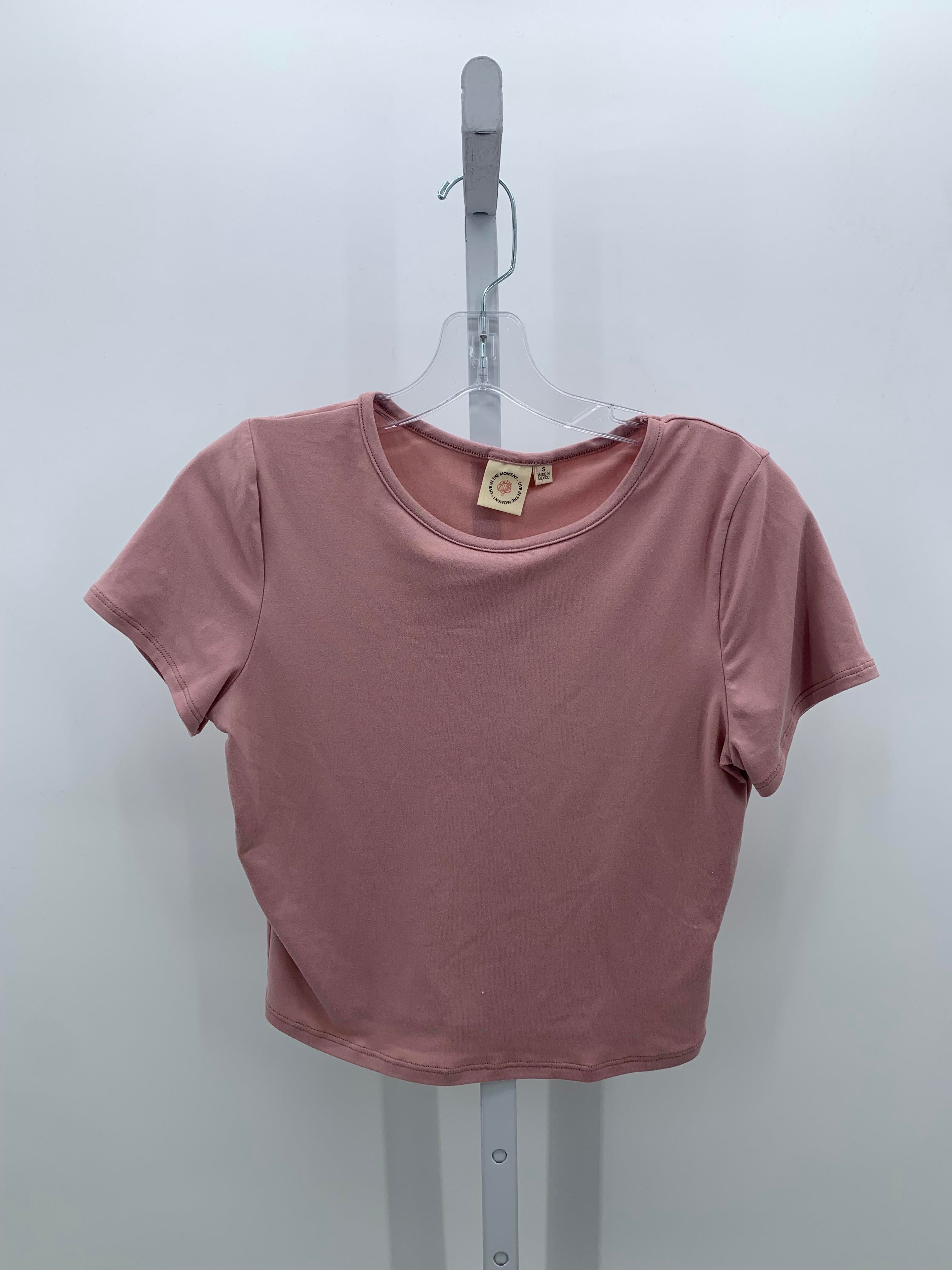 Size Small Misses Short Sleeve Shirt