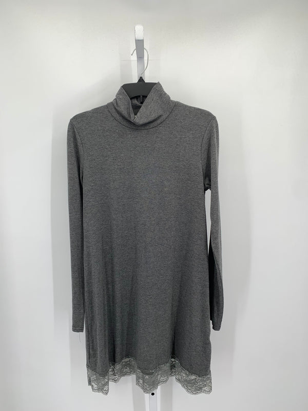 Size Medium Misses Long Sleeve Dress