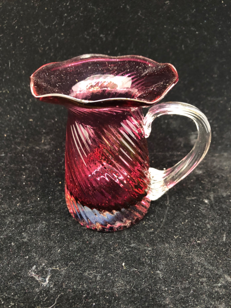 SMALL PINK VASE.