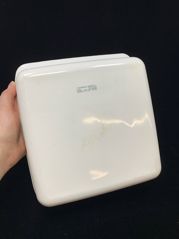 SQUARE CASSEROLE/ BAKING DISH.