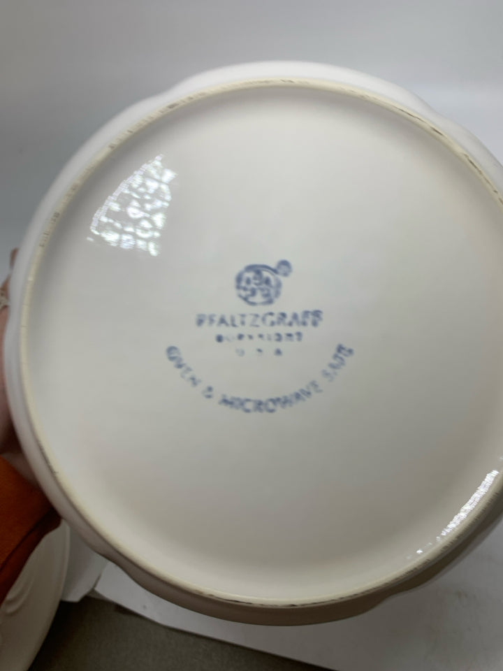 COVERED SERVING BOWL.