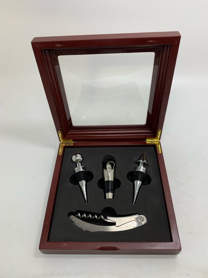 4 PC METAL WINE STOPPERS/OPENER IN CHERRY WOOD BOX.