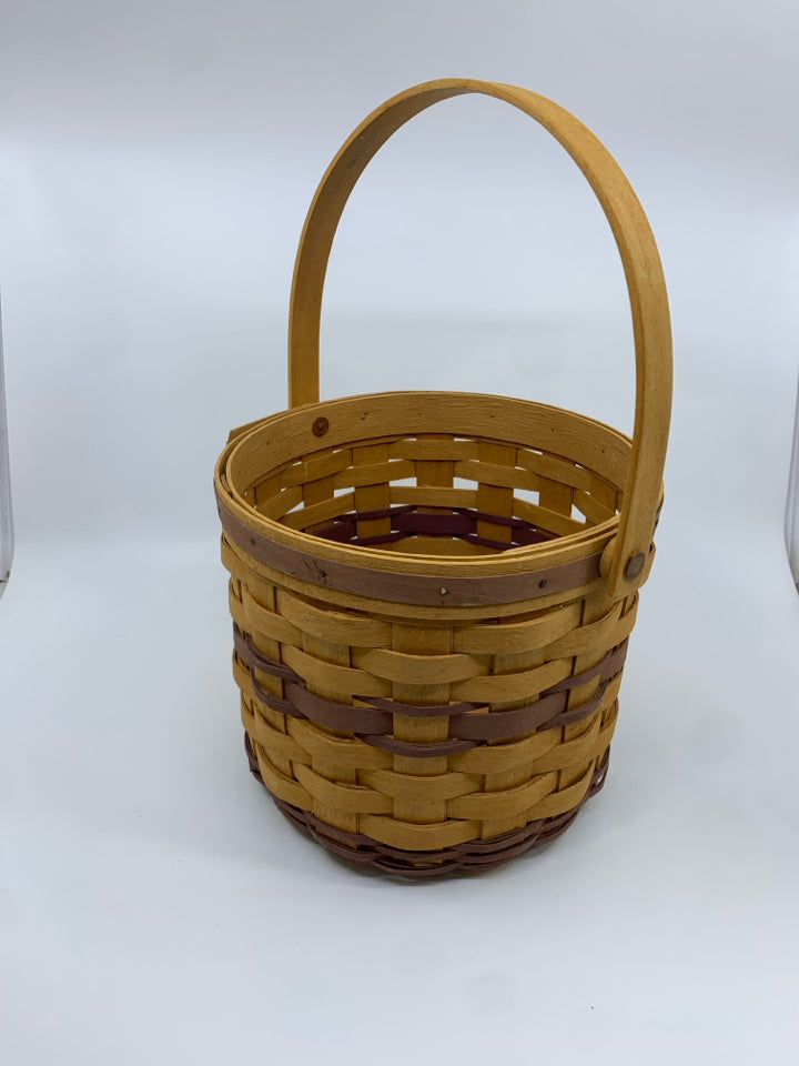 1996 ROUND BASKET W MAROON ACCENTS AND HANDLE.
