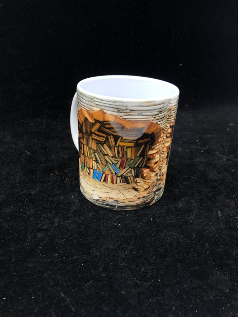 BOOK SHELF MUG.