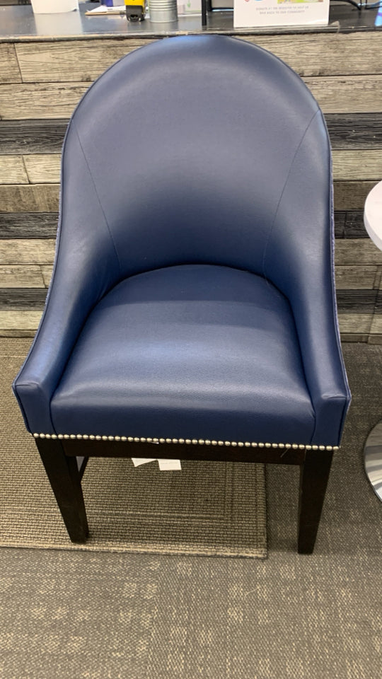 2 BLUE UPHOLSTERED CHAIRS.