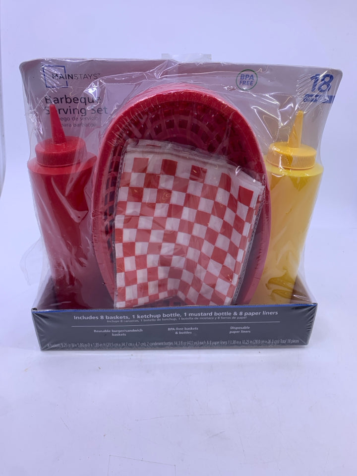 NIP BBQ SERVING SET.