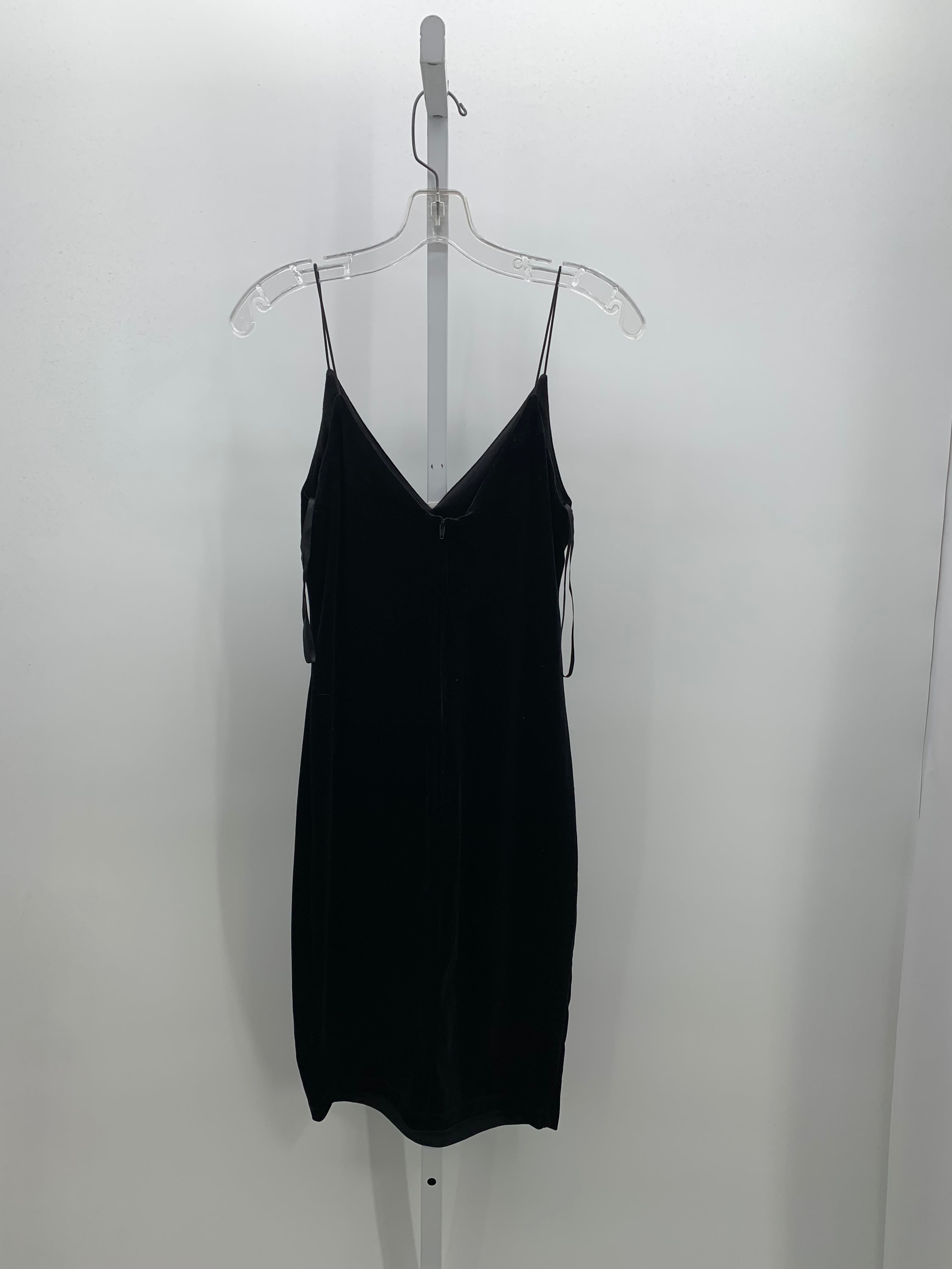 B. Smart Size Medium Misses Sleeveless Dress