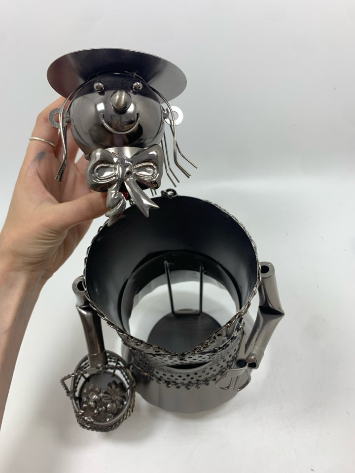 WELDED WOMAN WINE BOTTLE HOLDER.