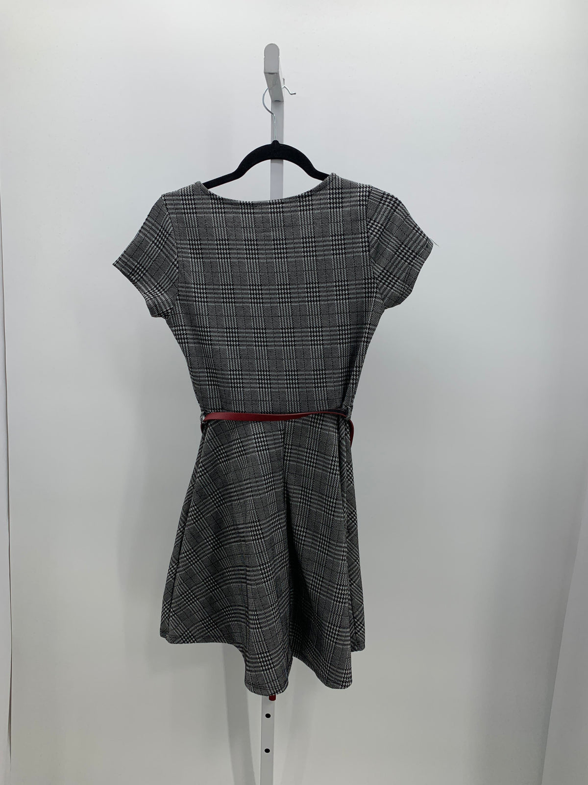 Size Small Juniors Short Sleeve Dress
