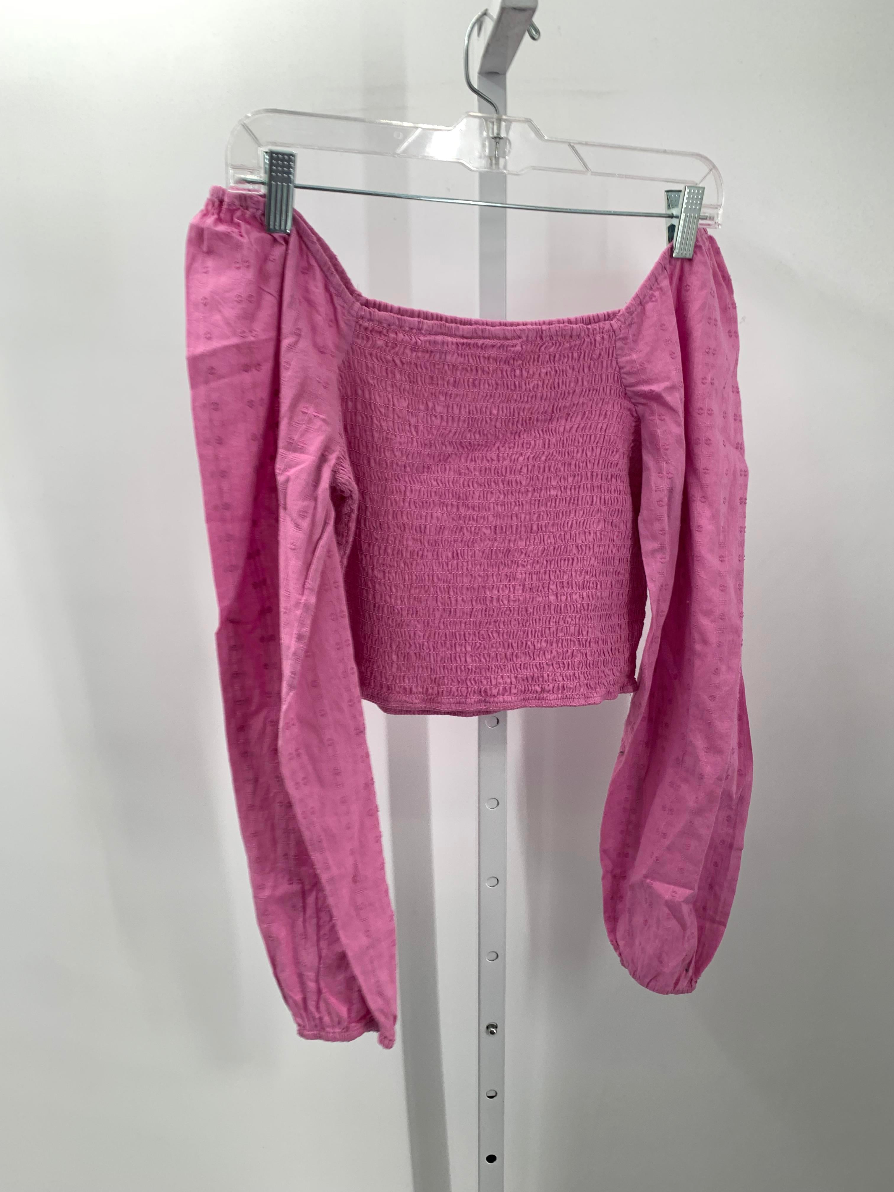 Size Medium Juniors Long Sleeve Shirt