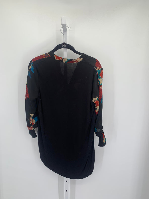 Femme Size Medium Misses 3/4 Sleeve Shirt