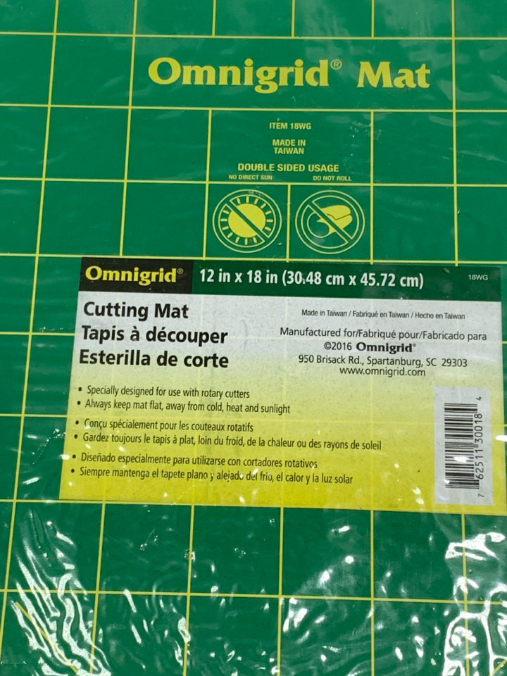 NIP OMNIGRID CUTTING MAT.