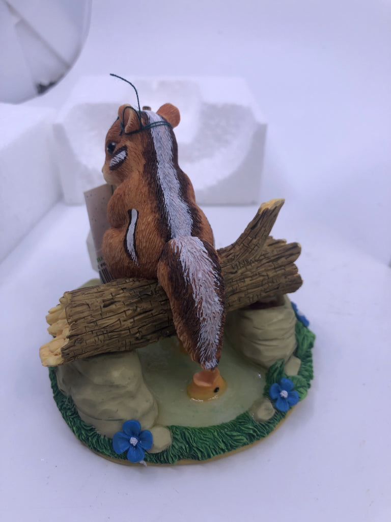 NIB GONE FISHIN' CHARMING TAILS