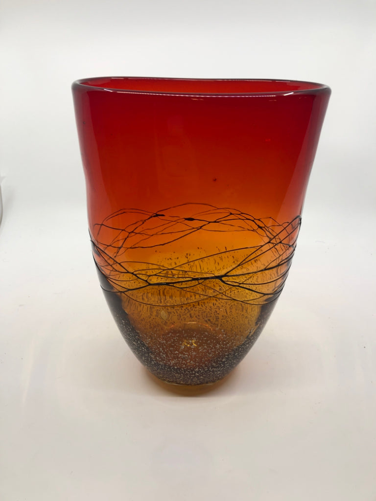 RED ORANGE OMBRE WIDE VASE.