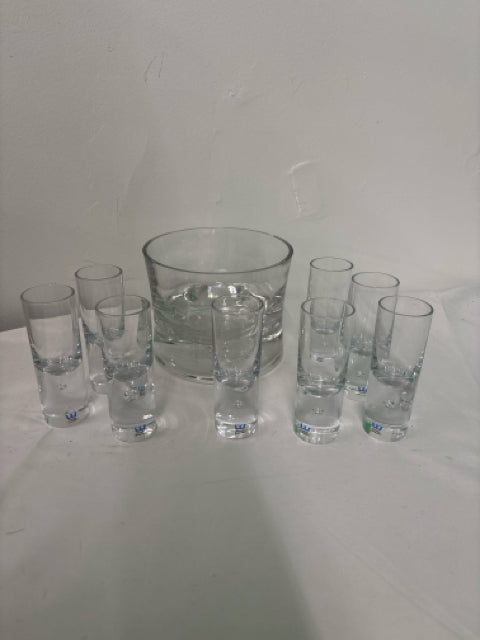 9pc CHILLED SHOT SET- ICE BUCKET + 8 SHOT GLASSES.