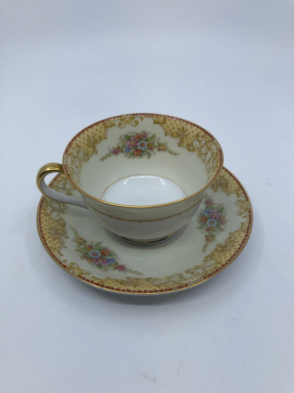 VTG GOLD AND YELLOW TEA CUP AND SAUCER.