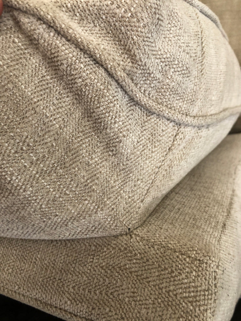 L-SHAPED CREAM COUCH.