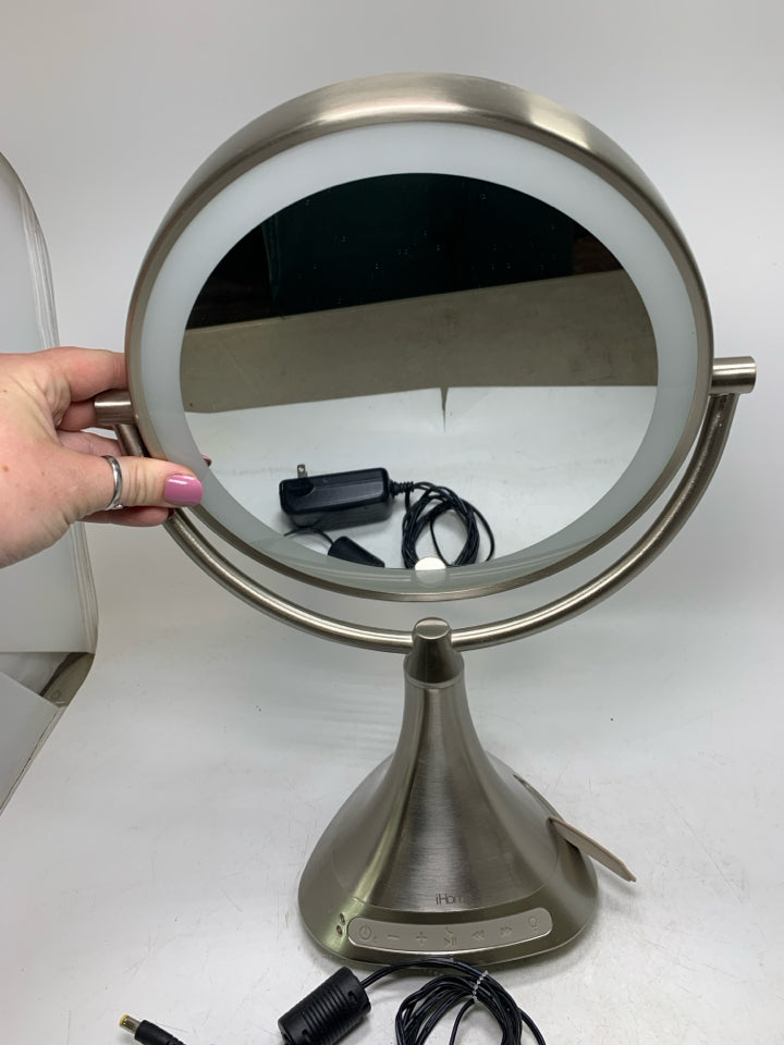 IHOME LED VANITY MIRROR W/ BLUETOOTH.