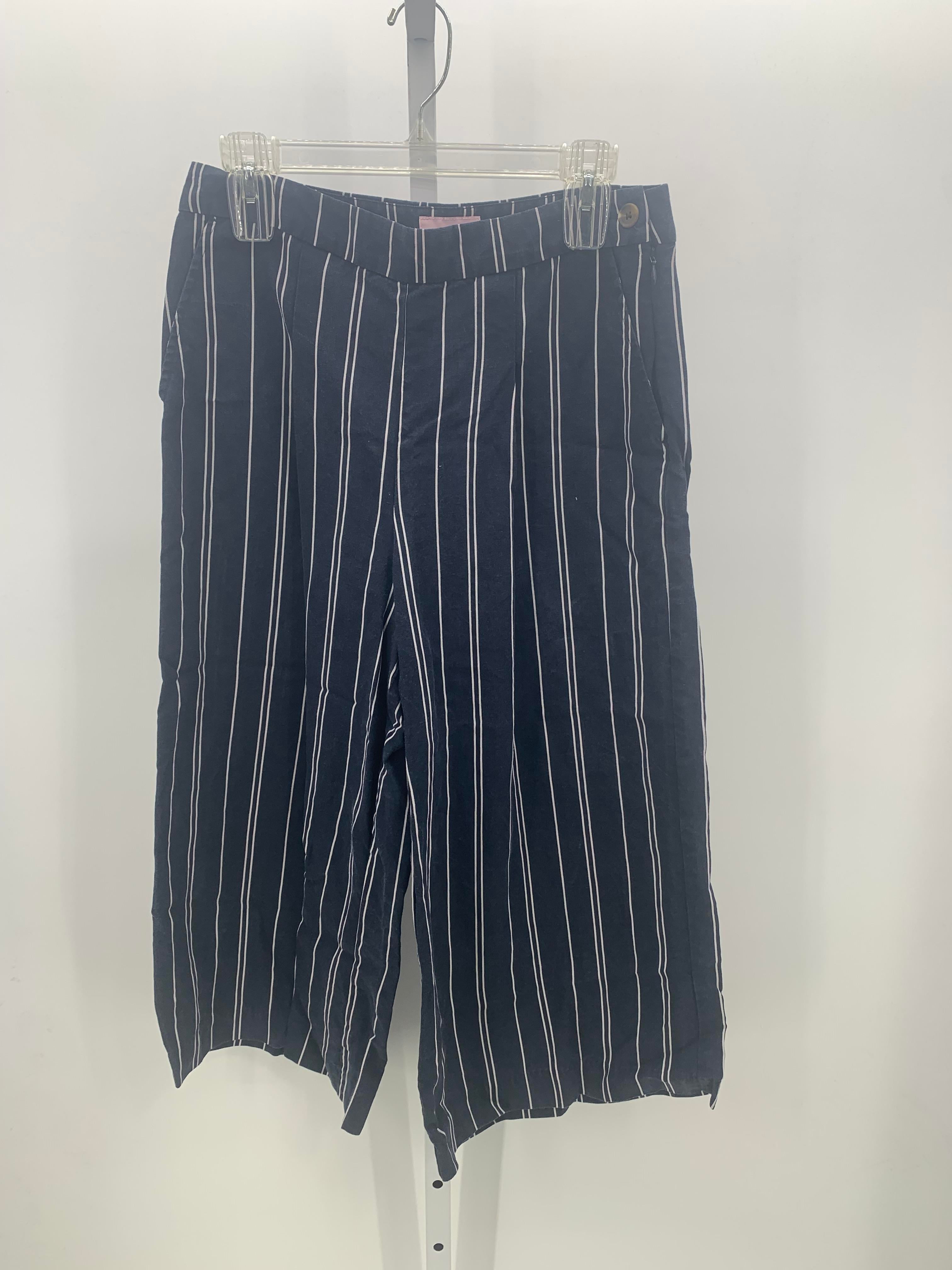 Size 8 Misses Capri Pants