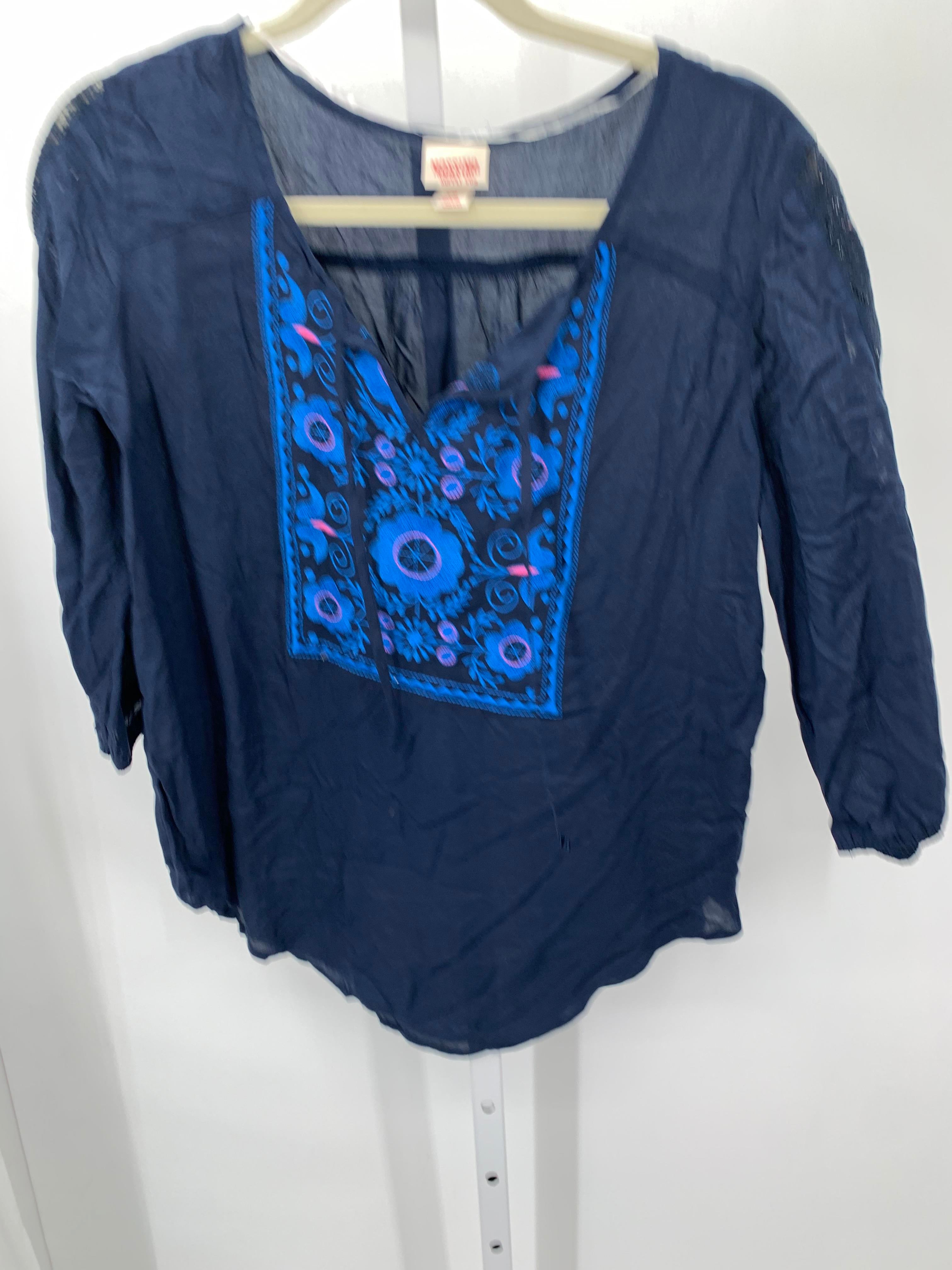 Mossimo Size Large Misses 3/4 Sleeve Shirt