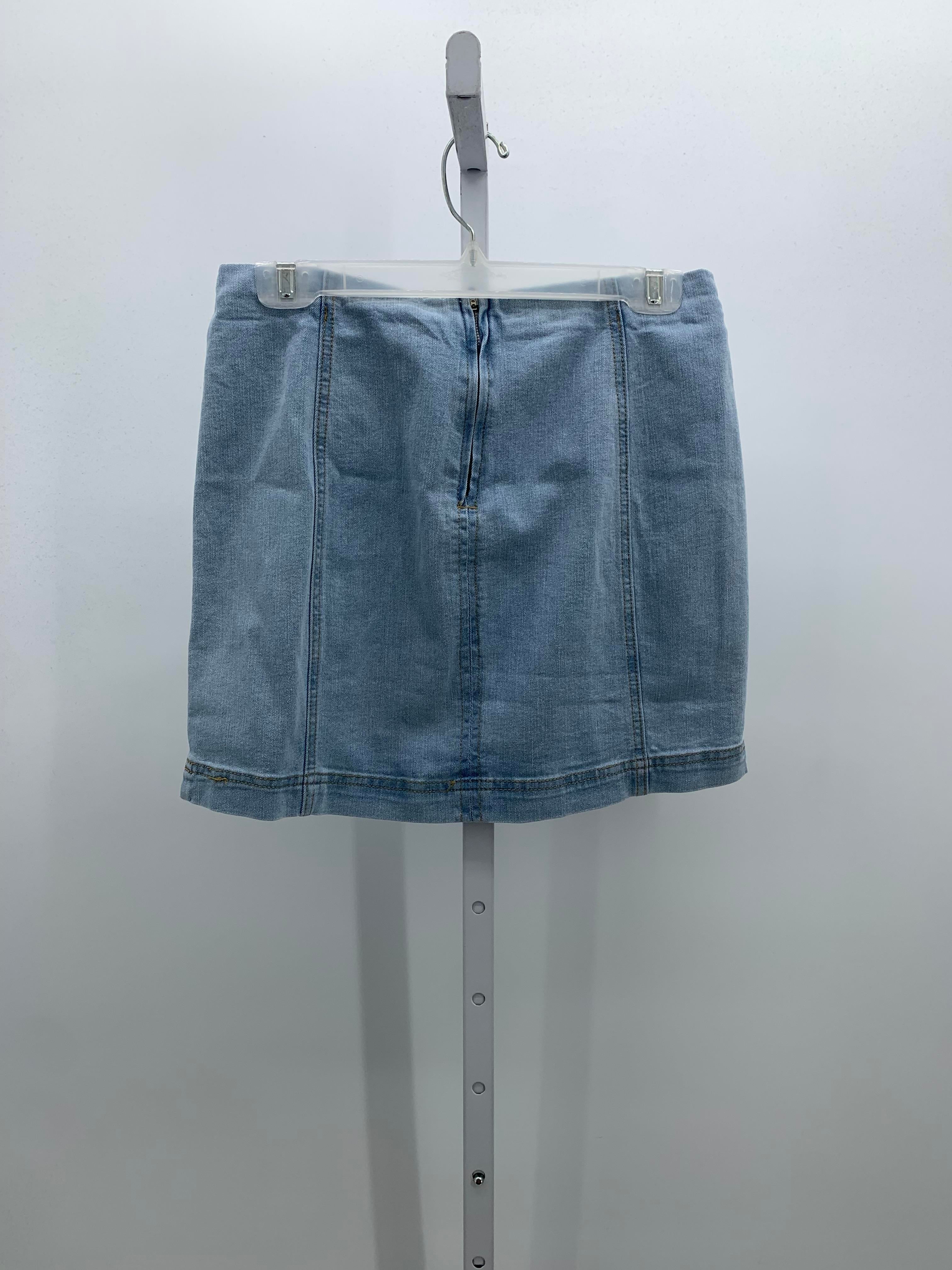 Tinsletown Size Medium Juniors Skirt