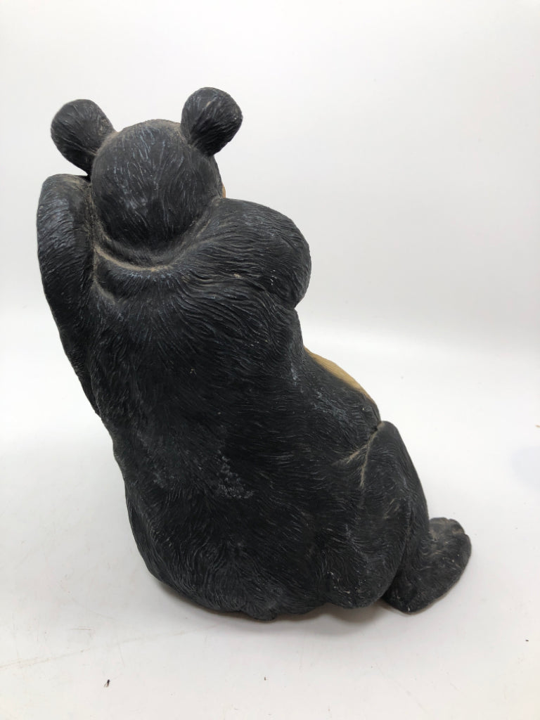 1-LEANING BEAR BOOK END.