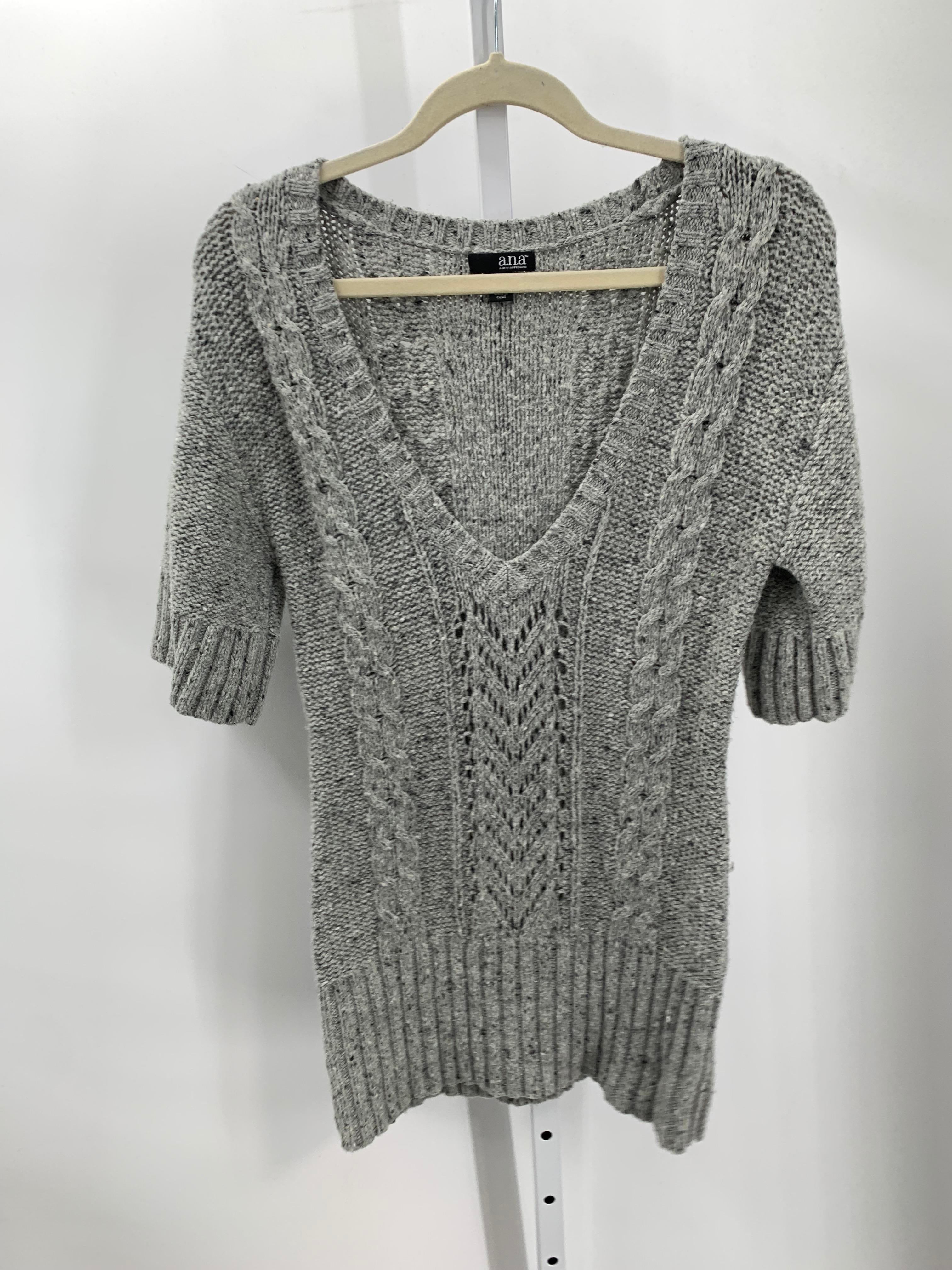A.N.A. Size Small Misses Short Slv Sweater