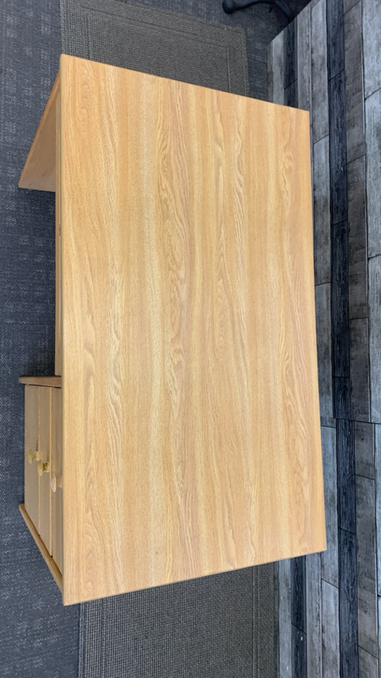BLONDE 3 DRAWER DESK W/ KEYBOARD DRAWER HEAVY.