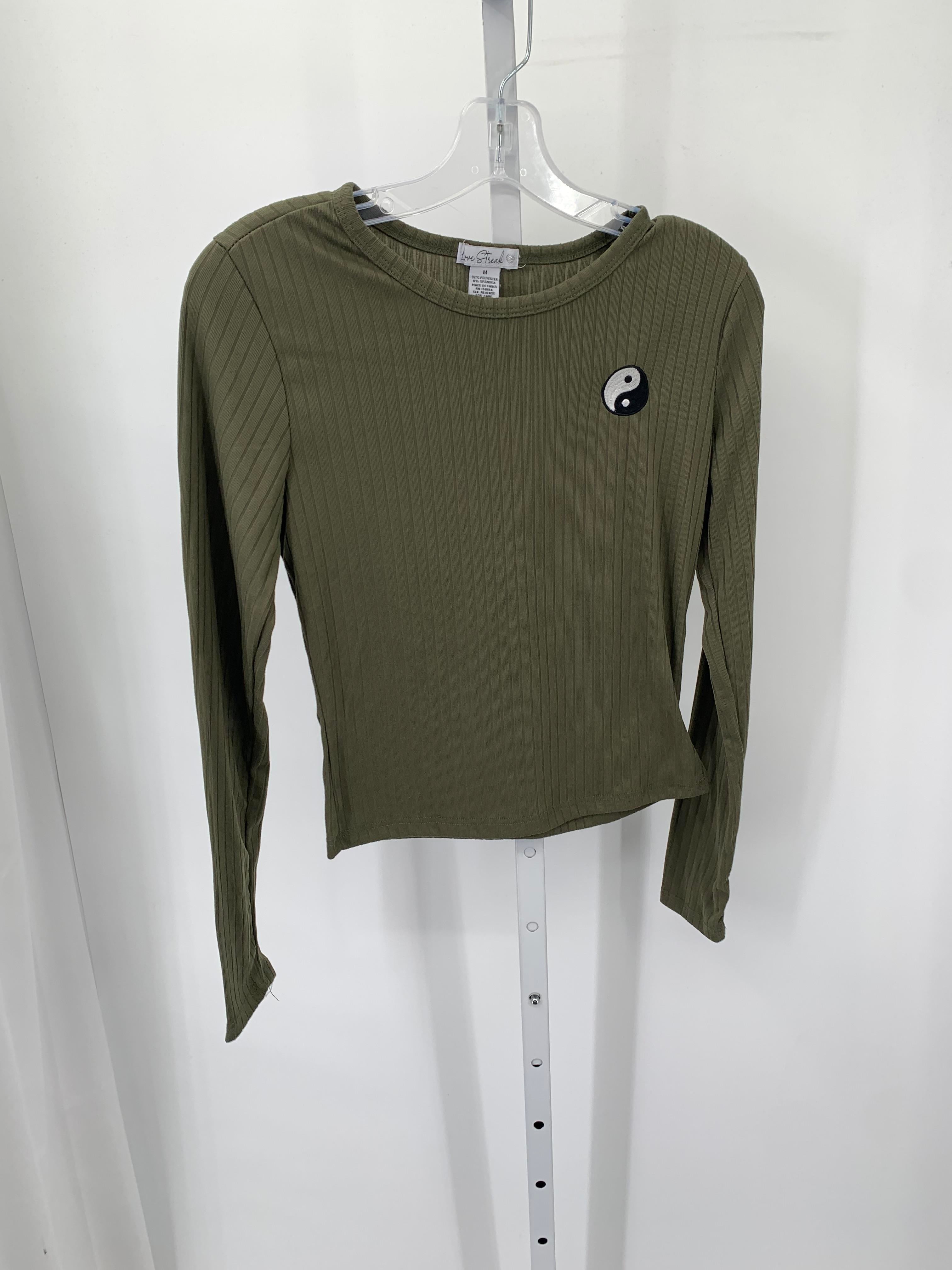 Size Medium Juniors Long Sleeve Shirt