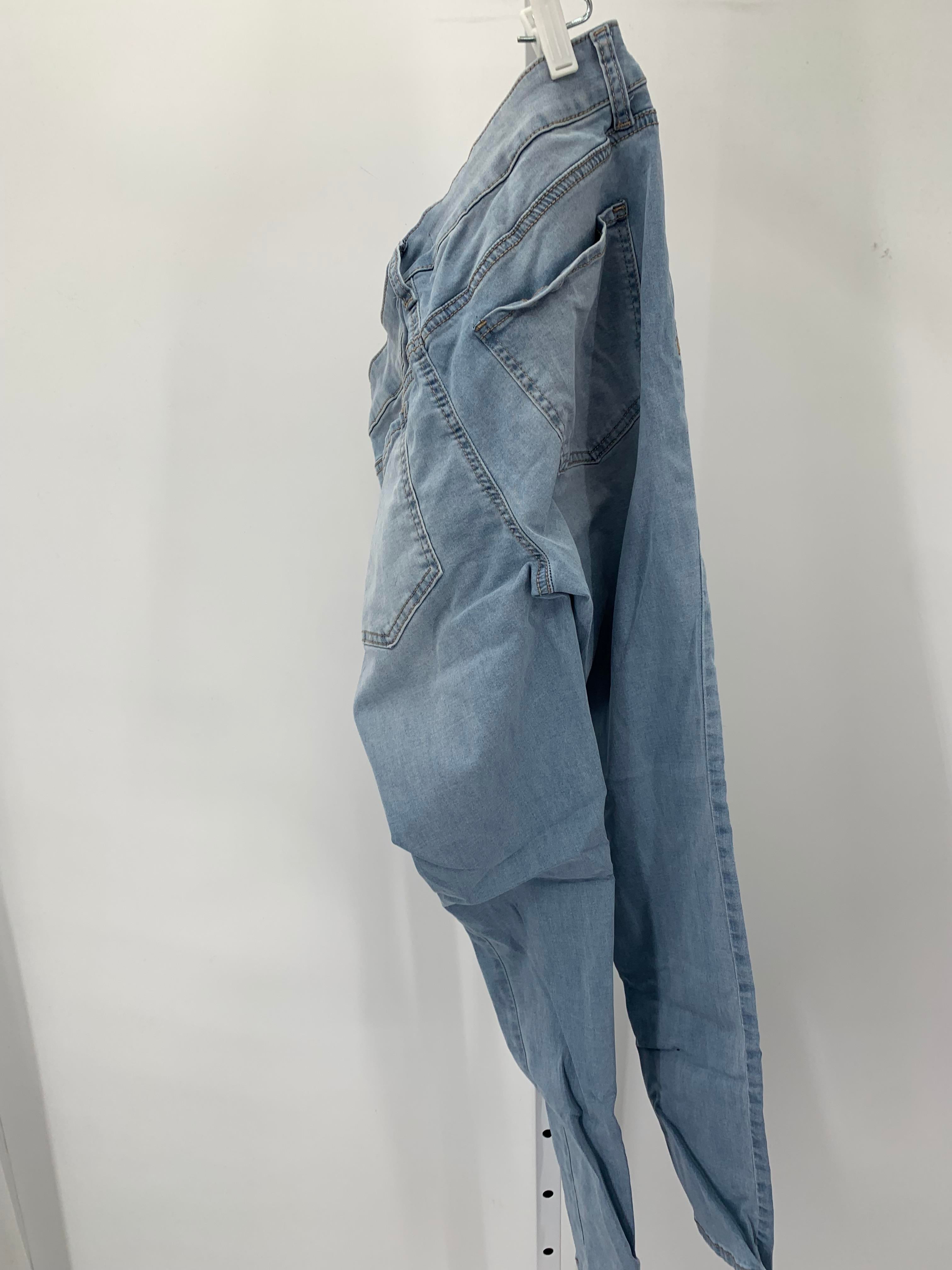 SO Size 9 Juniors Jeans
