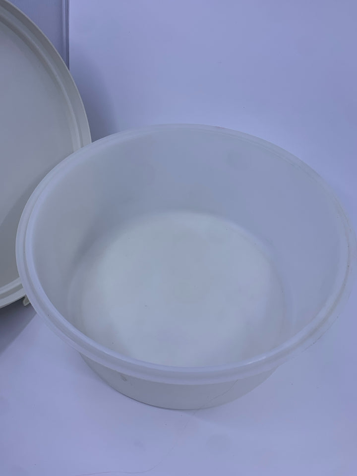 VTG LARGE ROUND CAKE SAVER TUPPERWARE CONTAINER W/ LID.