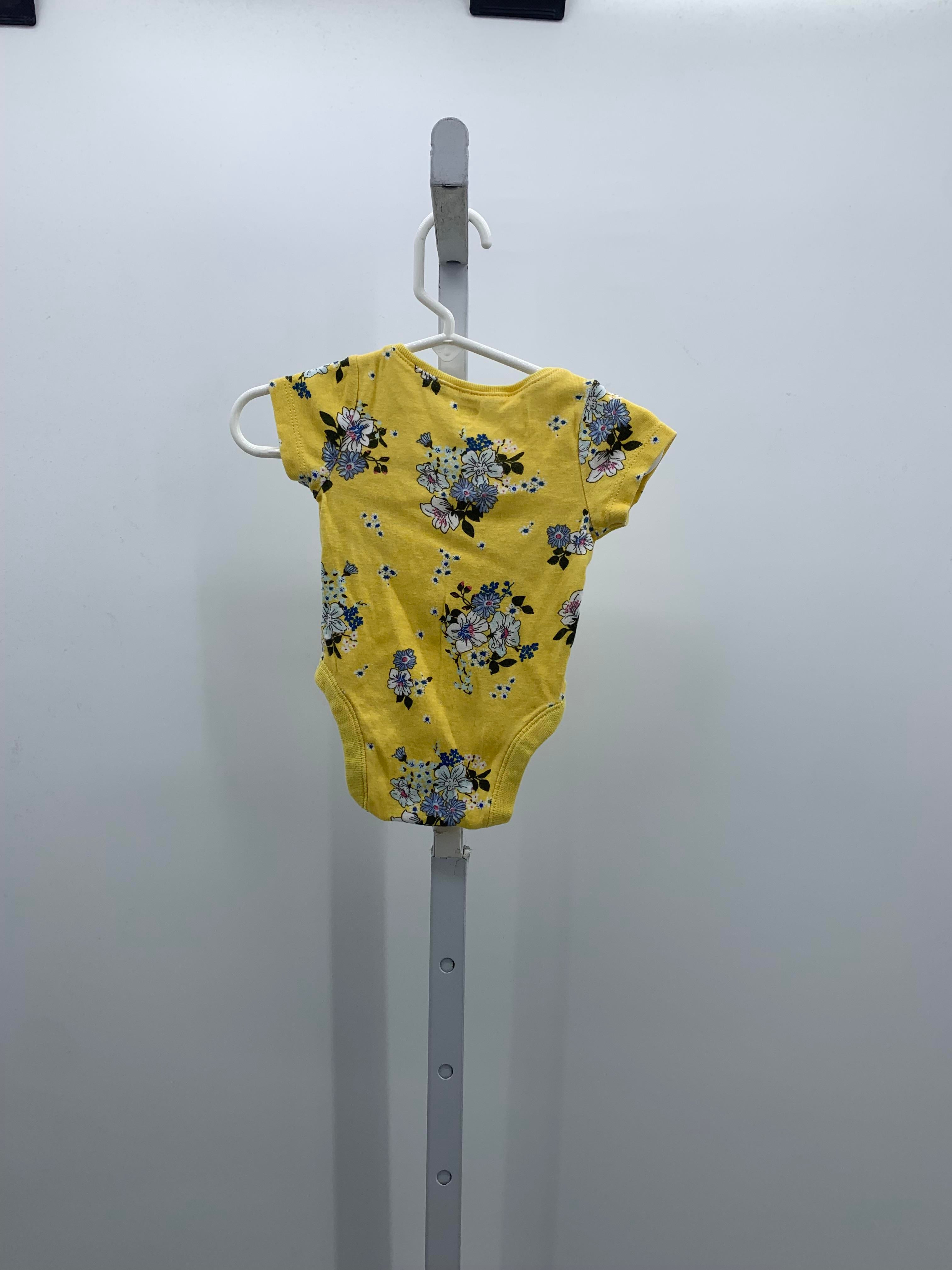 Old Navy Size 0-3 months Girls Short Sleeve Shirt