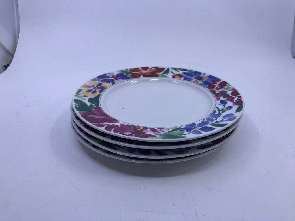 20 PC WHITE & FLORAL DISH SET.