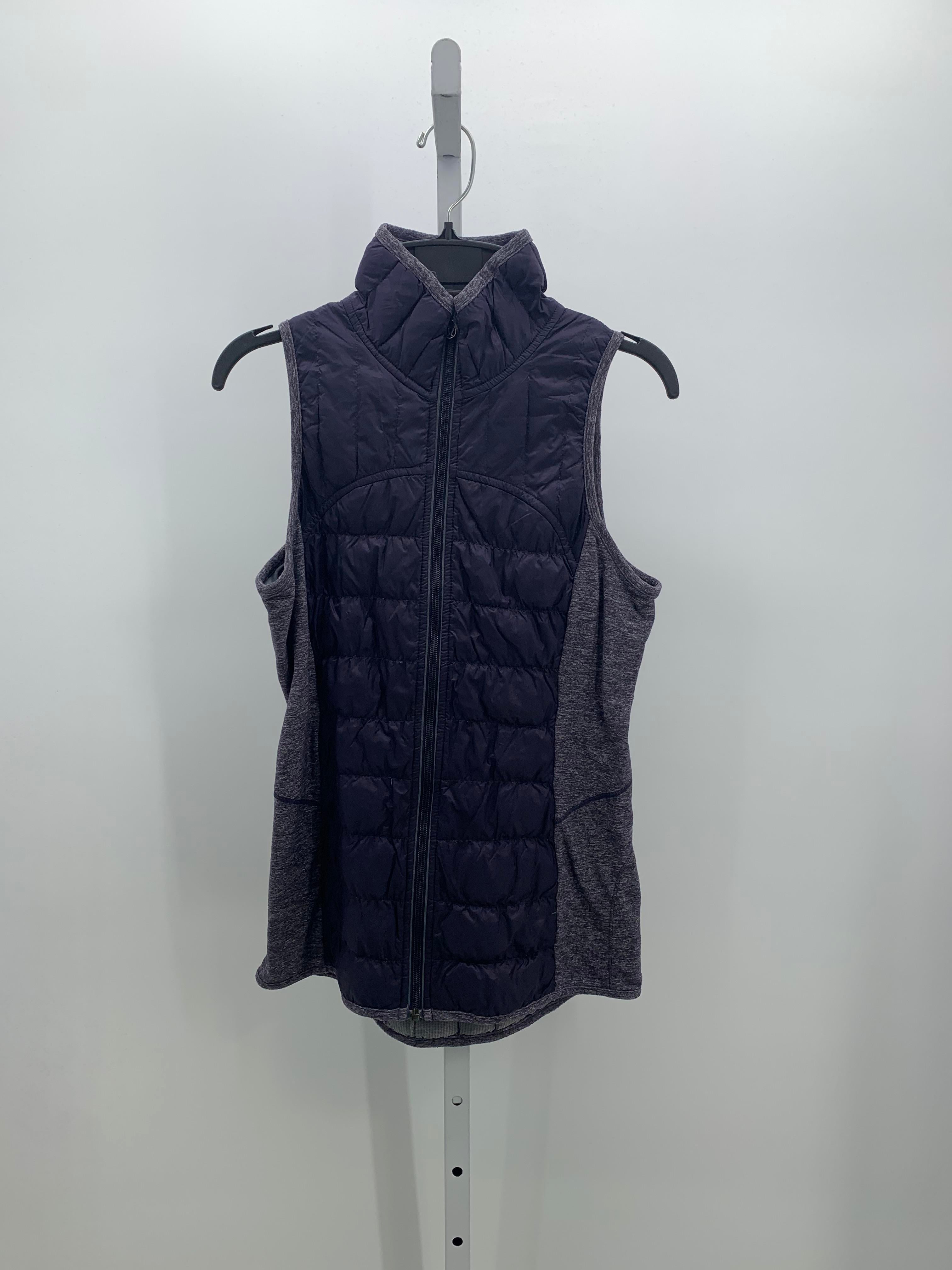 Lululemon Size 6 Misses Vest