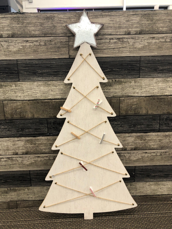 WHITE WASHED CHRISTMAS TREE PHOTO CLIP HOLDER.