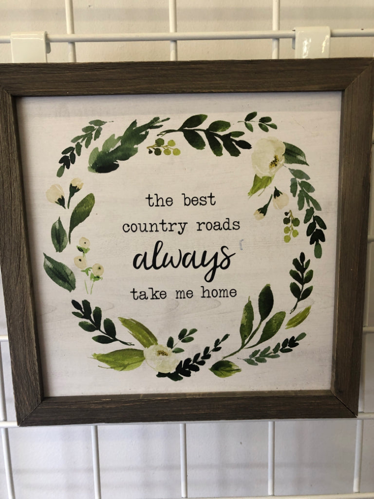 THE BEST COUNTRY ROADS-  GREEN WREATH IN GREY WASHED FRAME WALL ART.