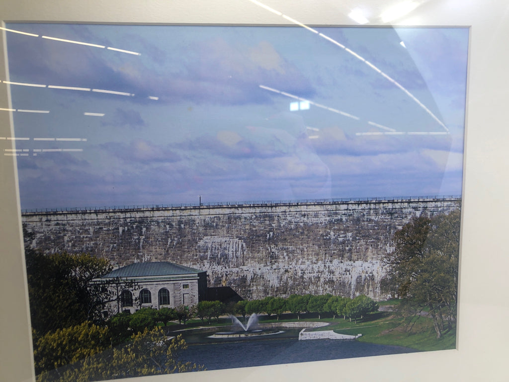 CLINTON DAM PHOTO IN GOLD FRAME WALL ART.