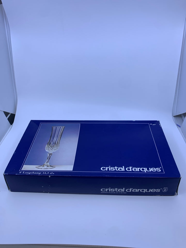 6 CRISTAL D'ARQUES CHAMPAGNE GLASSES IN BOX.