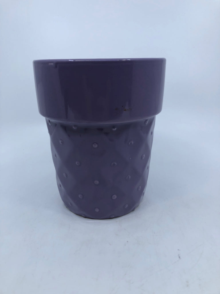 PURPLE PLANTER.