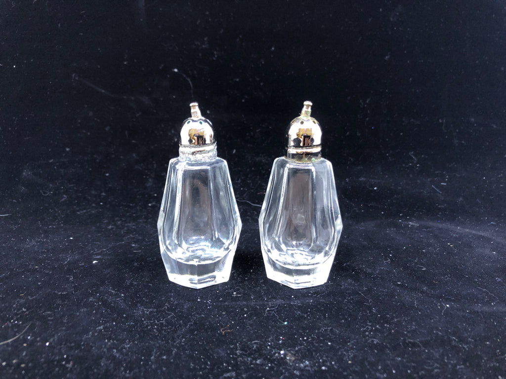 SMALL GLASS SALT AND PEPPER SHAKERS.