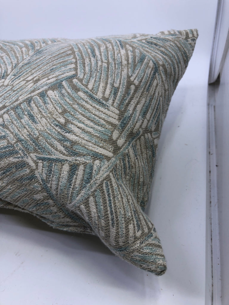 BLUE LINES RECTANGLE PILLOW.