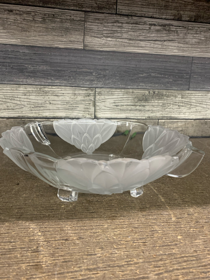 VTG FOOTED CRYSTAL FROSTED ETCHED BOWL.