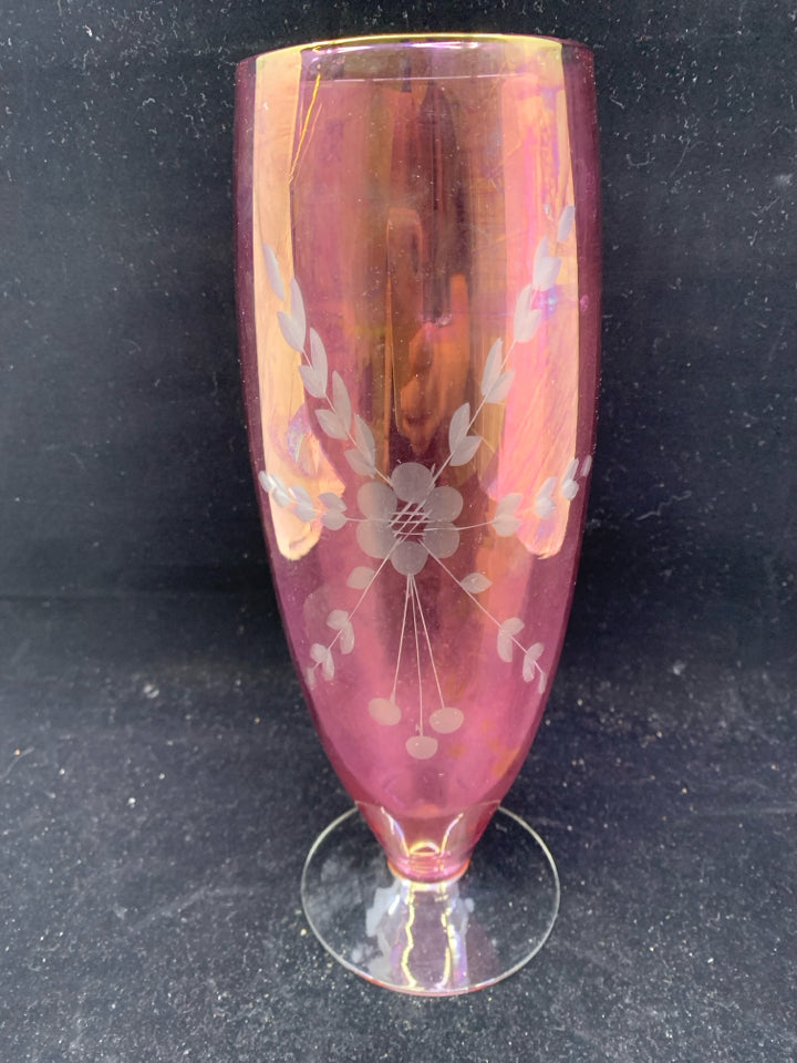 IRIDESCENT FLORAL ETCHED GLASS VASE.