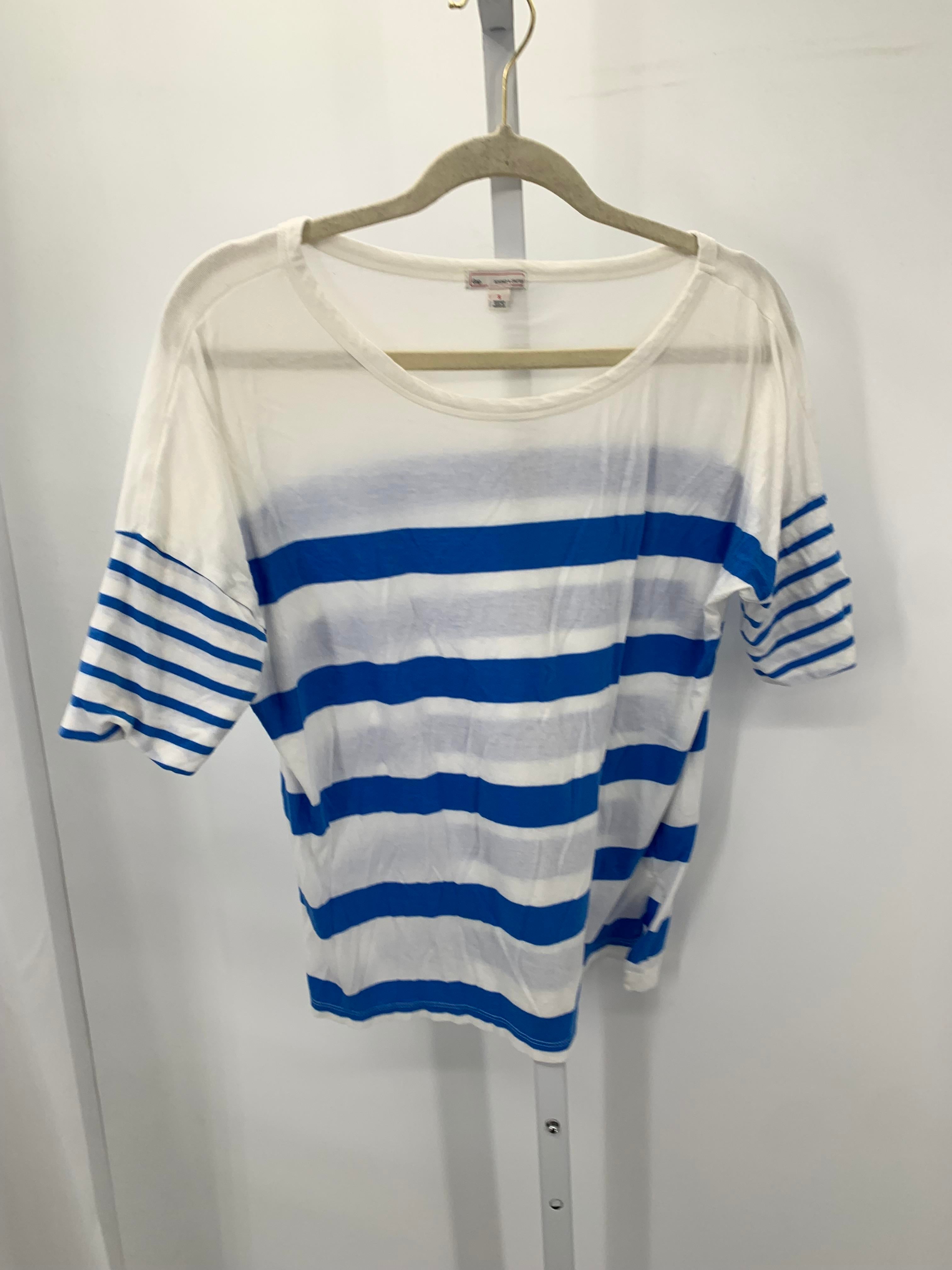 Gap Size Small Misses Short Sleeve Shirt