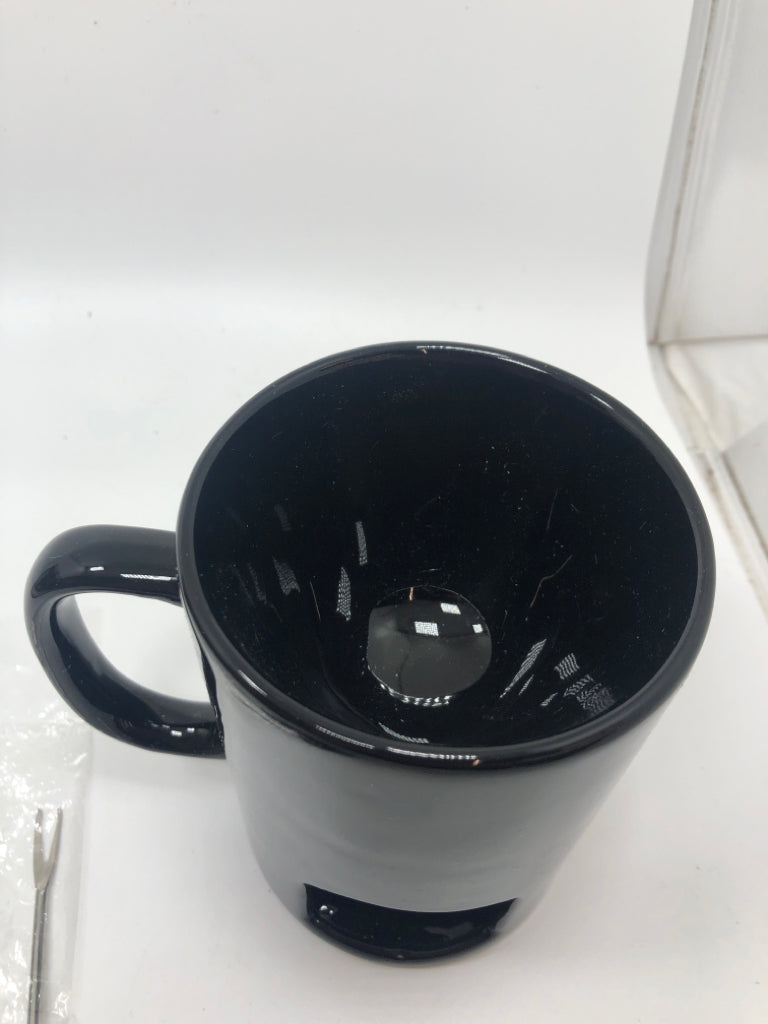 NIB KOVOT CERAMIC FONDUE MUG SET.