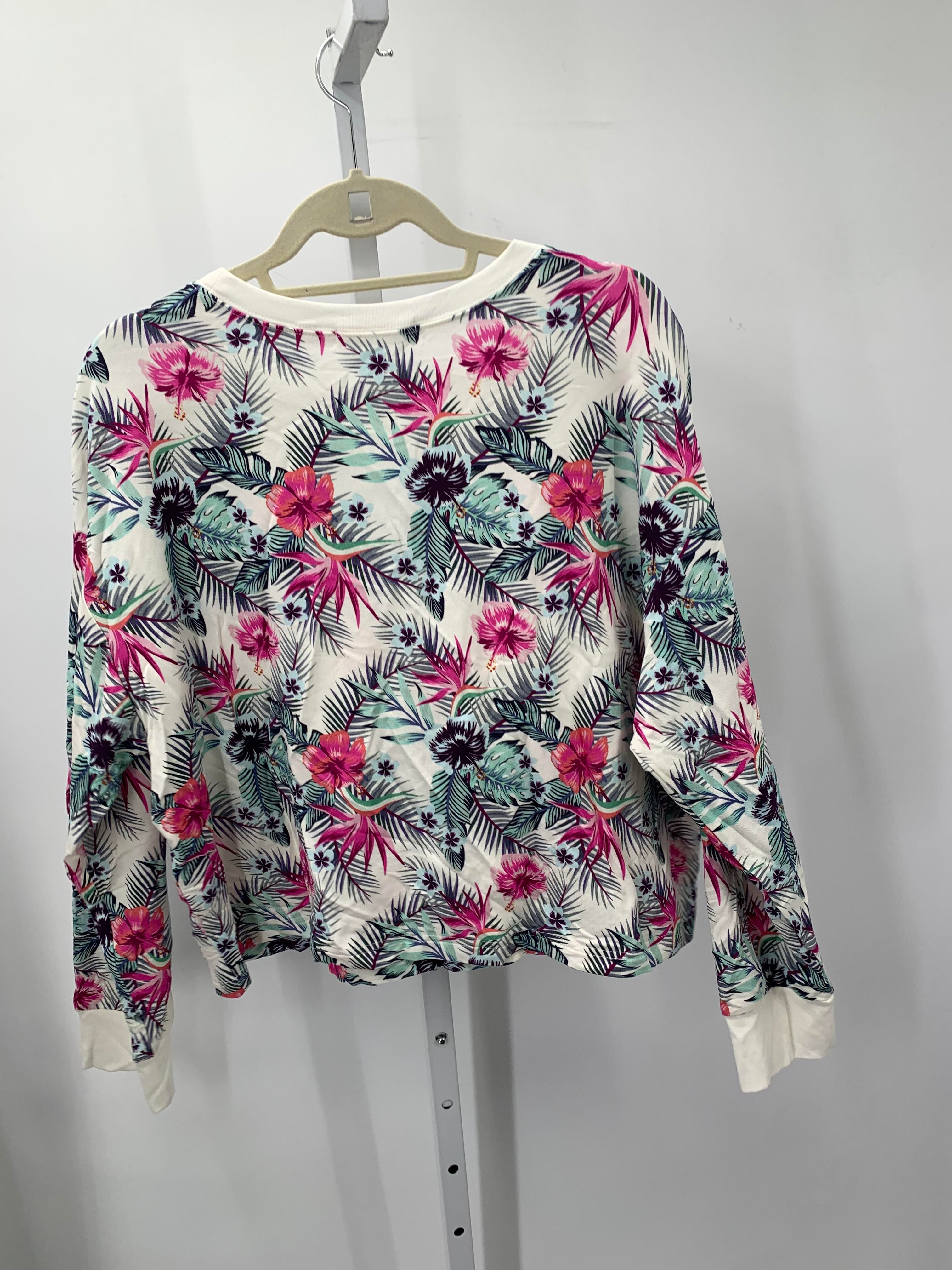 Size Extra Large Misses Long Sleeve Shirt